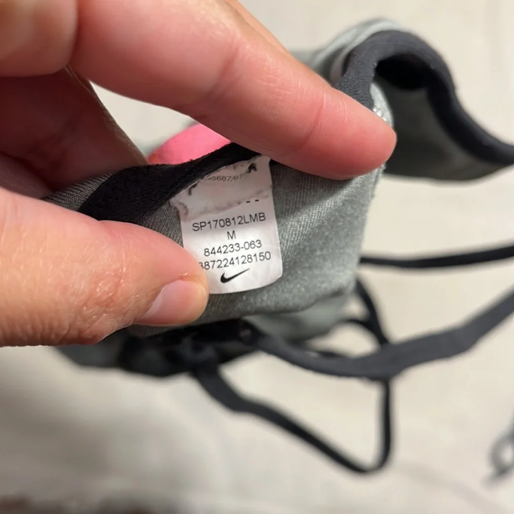 Nike‎ sport bra top size M